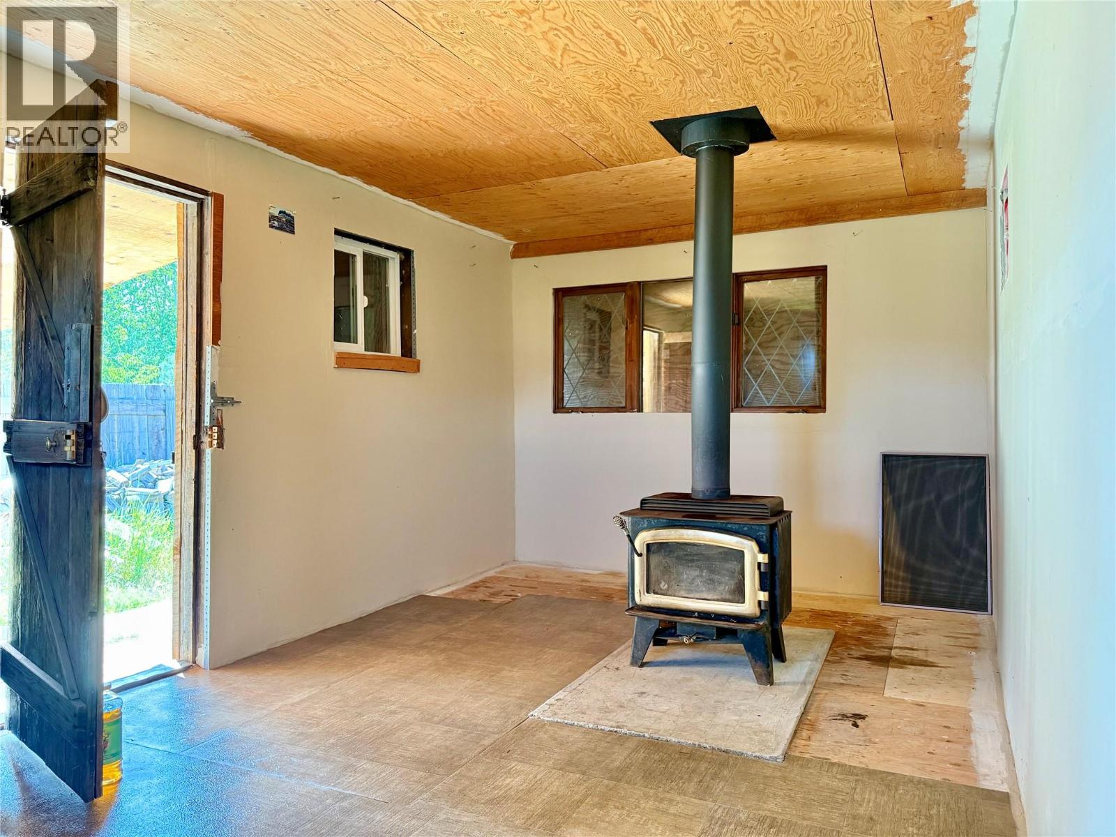 2338 Kettle River Drive, Grand Forks, British Columbia  V0H 1H0 - Photo 23 - 10397021
