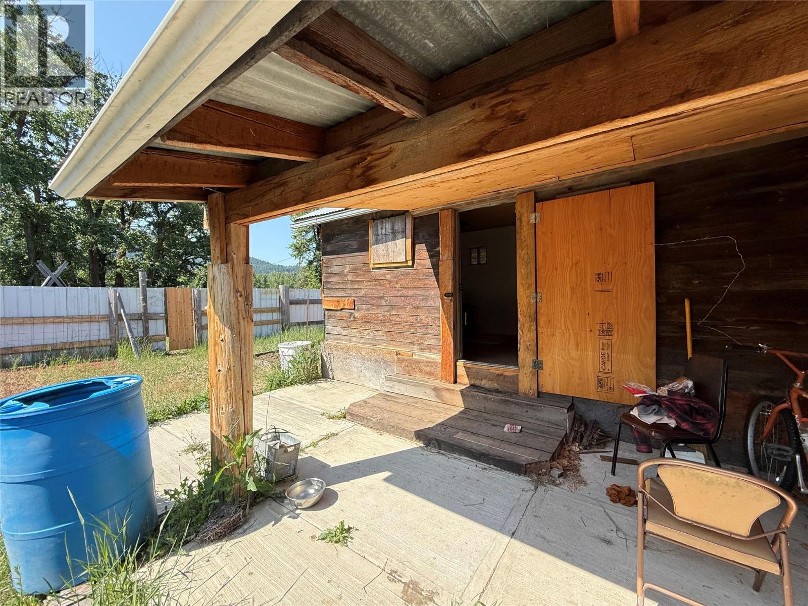 2338 Kettle River Drive, Grand Forks, British Columbia  V0H 1H0 - Photo 22 - 10397021