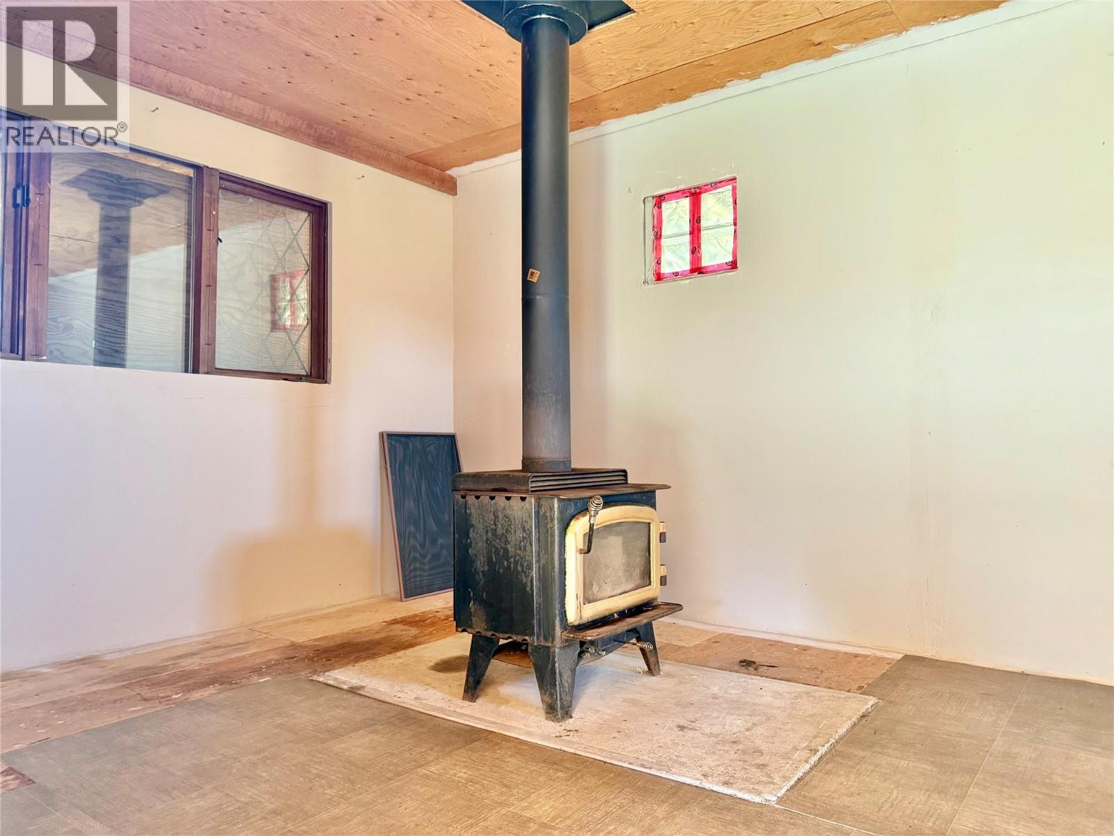 2338 Kettle River Drive, Grand Forks, British Columbia  V0H 1H0 - Photo 24 - 10397021