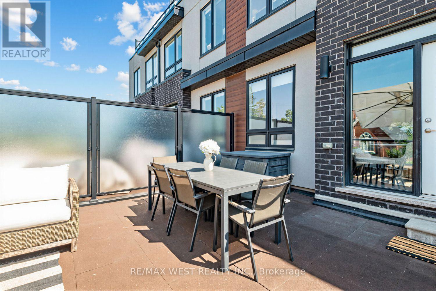 303 - 1150 Briar Hill Avenue, Toronto, Ontario  M6B 0A9 - Photo 16 - W13645674