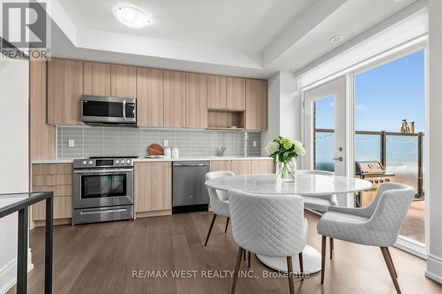 303 - 1150 Briar Hill Avenue, Toronto, Ontario  M6B 0A9 - Photo 17 - W13645674