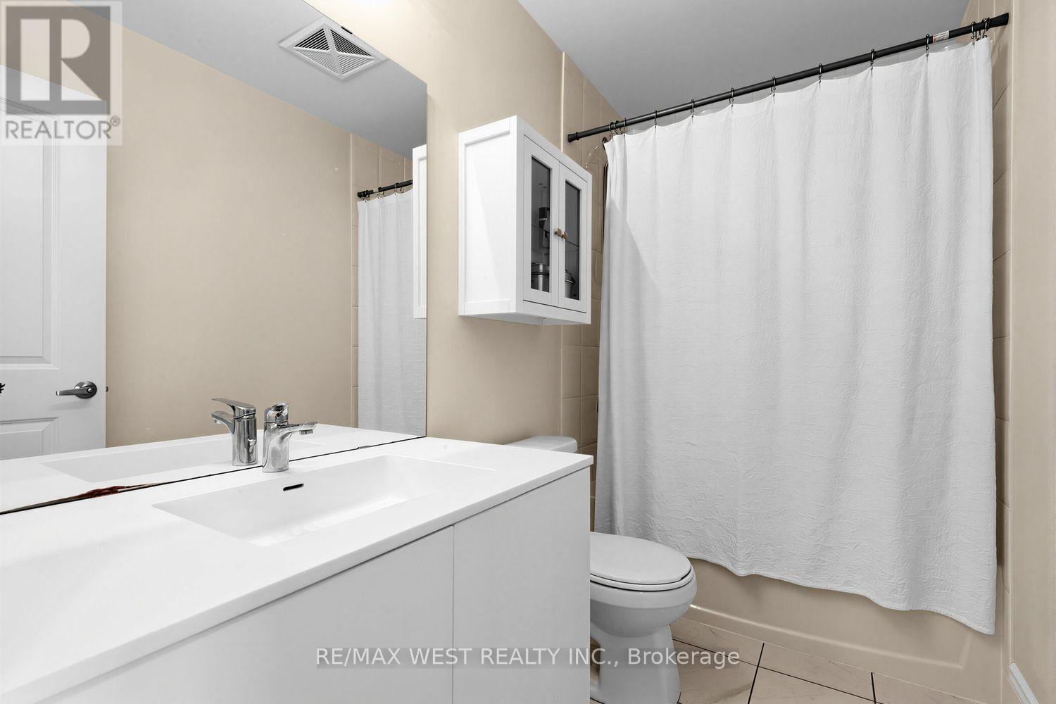 303 - 1150 Briar Hill Avenue, Toronto, Ontario  M6B 0A9 - Photo 30 - W13645674