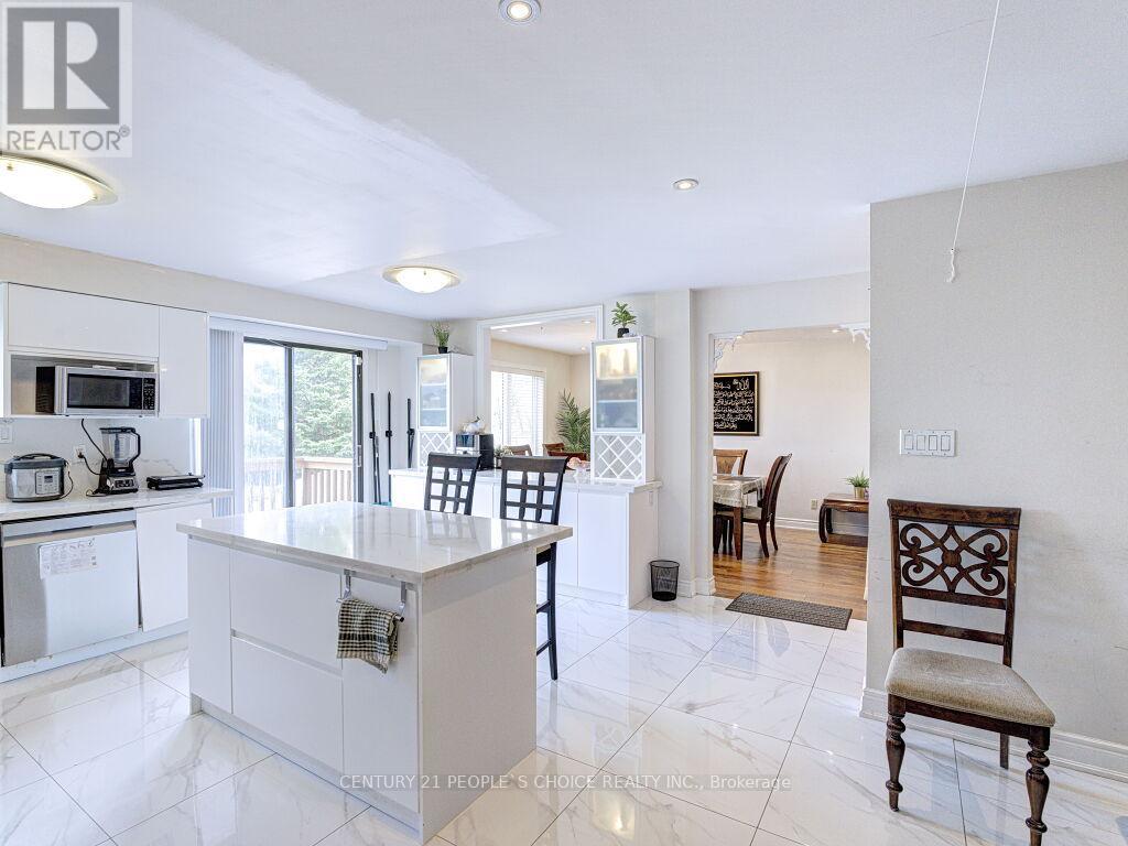 103 Whitchurch Mews, Mississauga, Ontario  L5A 4B2 - Photo 15 - W13645684