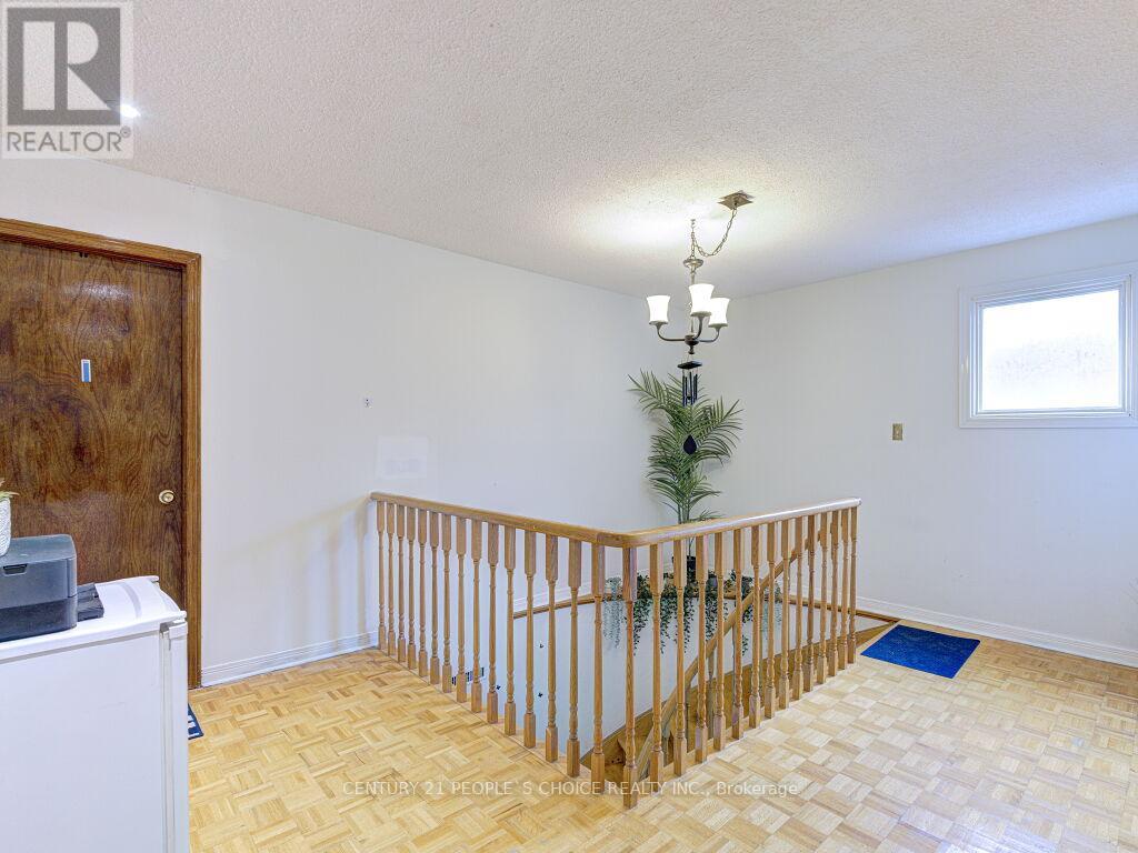 103 Whitchurch Mews, Mississauga, Ontario  L5A 4B2 - Photo 32 - W13645684
