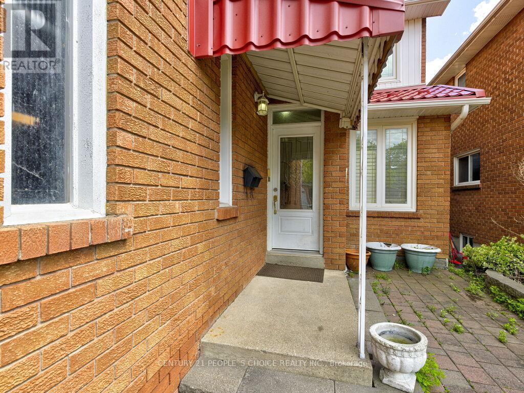 103 Whitchurch Mews, Mississauga, Ontario  L5A 4B2 - Photo 4 - W13645684