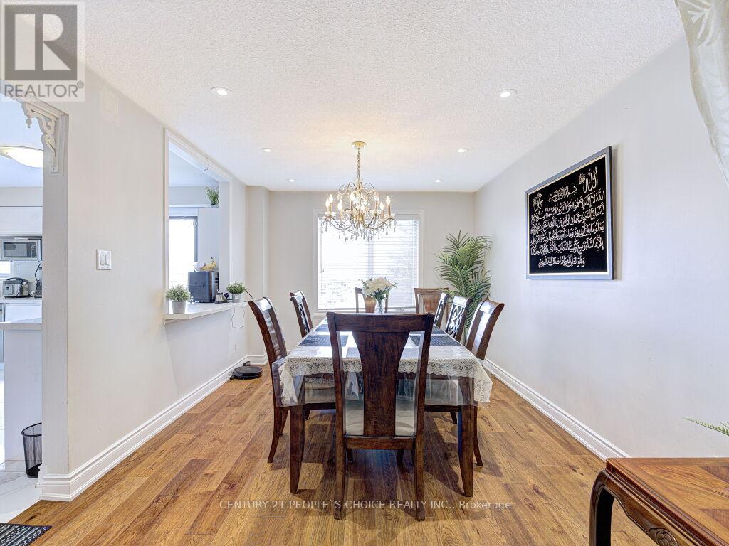 103 Whitchurch Mews, Mississauga, Ontario  L5A 4B2 - Photo 9 - W13645684