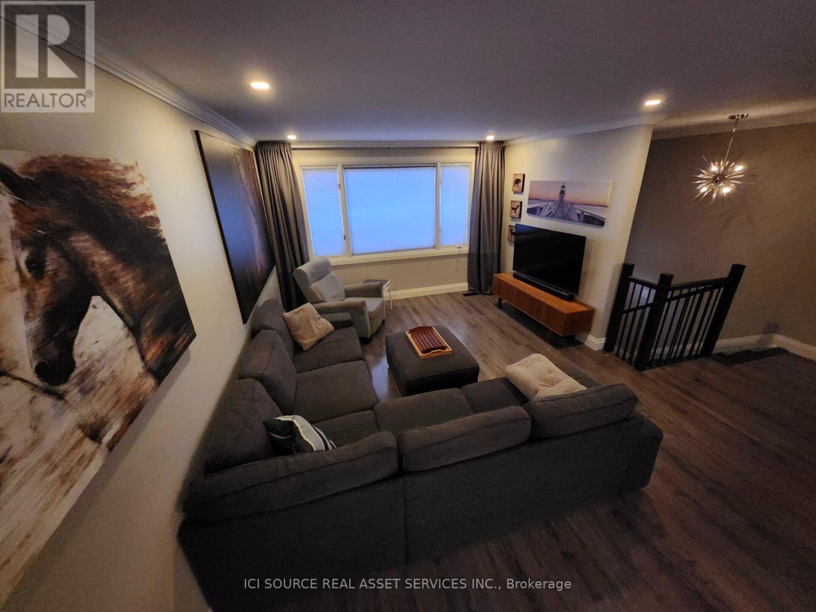 699 Castleguard Crescent, Burlington, Ontario  L7N 2W7 - Photo 11 - W13645700