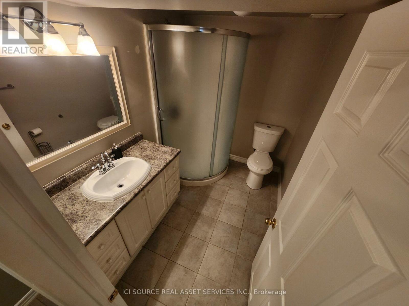 699 Castleguard Crescent, Burlington, Ontario  L7N 2W7 - Photo 25 - W13645700