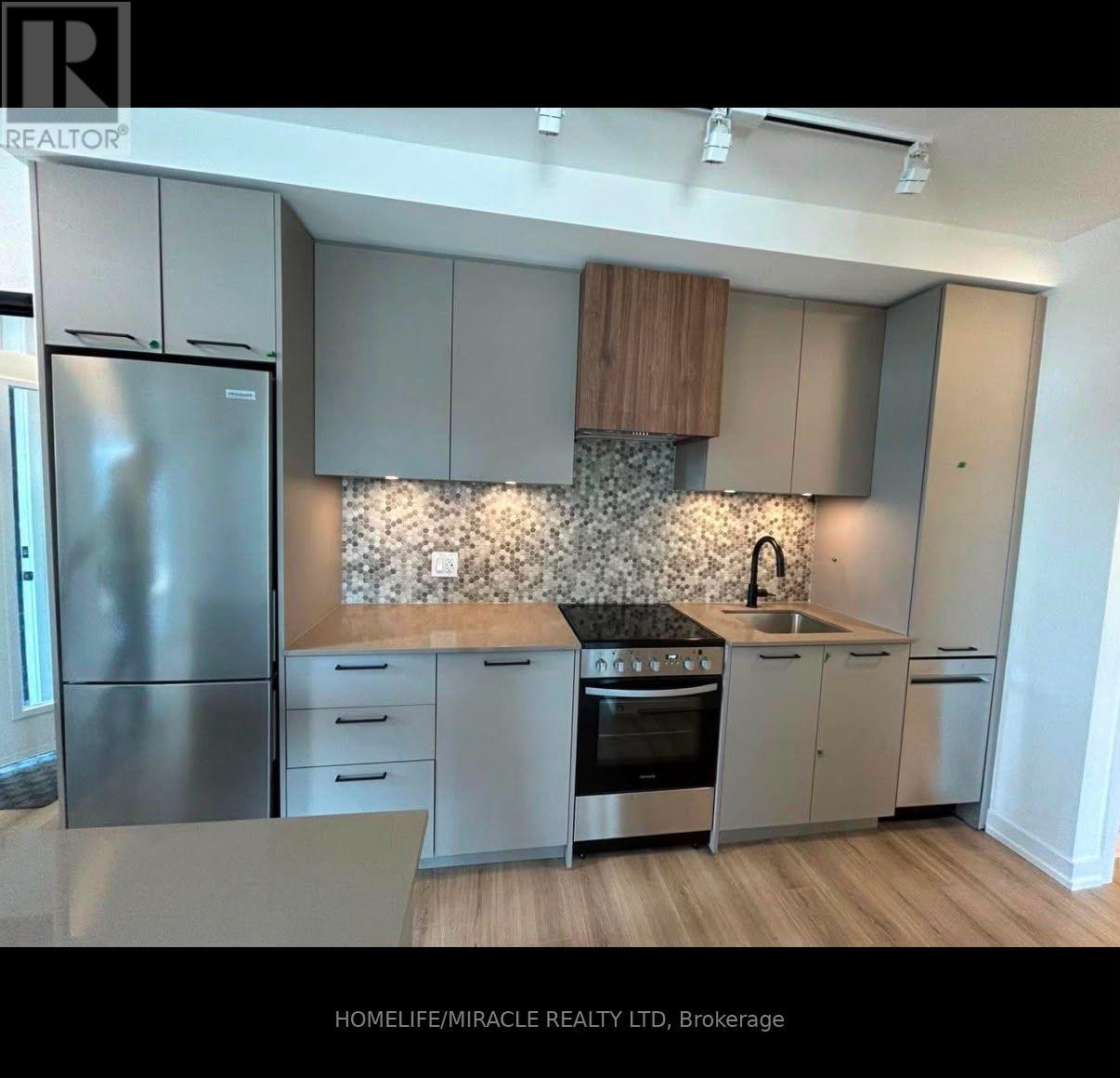 C004 - 30 Lagerfield Drive, Brampton, Ontario  L7A 5L5 - Photo 2 - W13645706