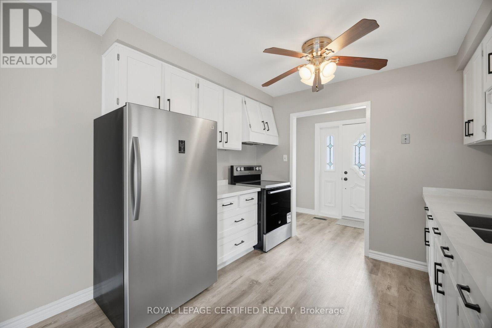 33 Grassmere Crescent, Brampton, Ontario  L6S 1C9 - Photo 11 - W13645718