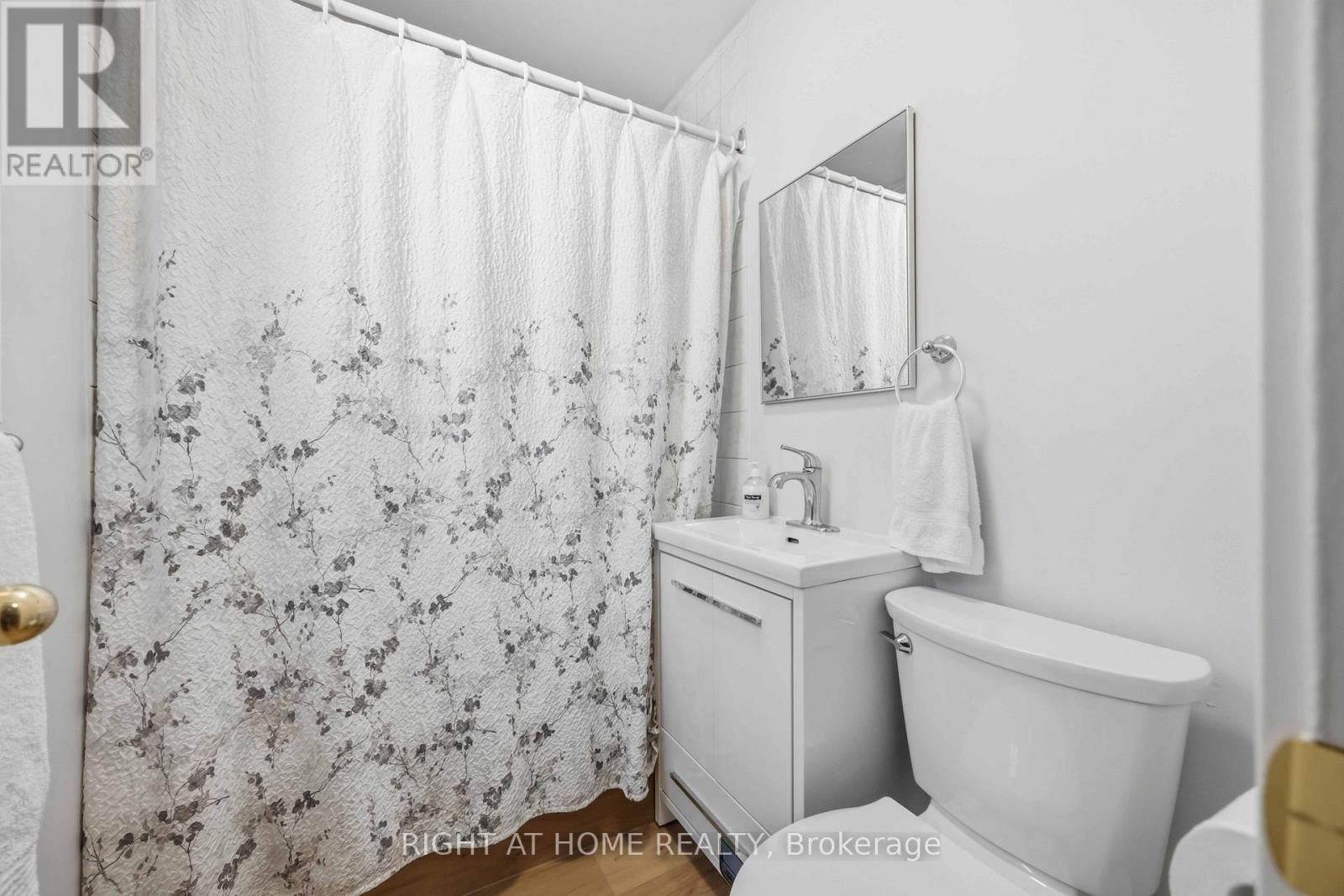 1351 Warden Avenue, Toronto, Ontario  M1R 2R9 - Photo 15 - E13644926
