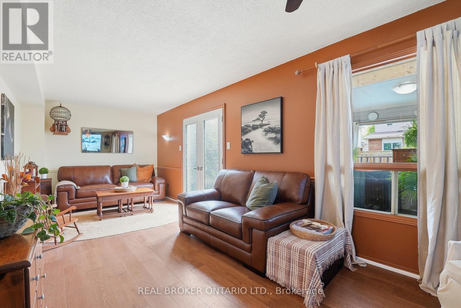 3260 Woodcroft Crescent, Burlington, Ontario L7M 3K9 - Photo 10 - W13431108