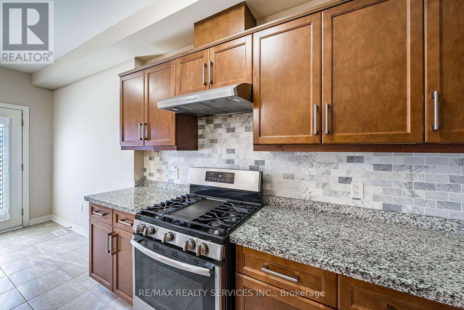 43 Sonoma Valley Crescent, Hamilton, Ontario  L9B 0J3 - Photo 16 - X13645752