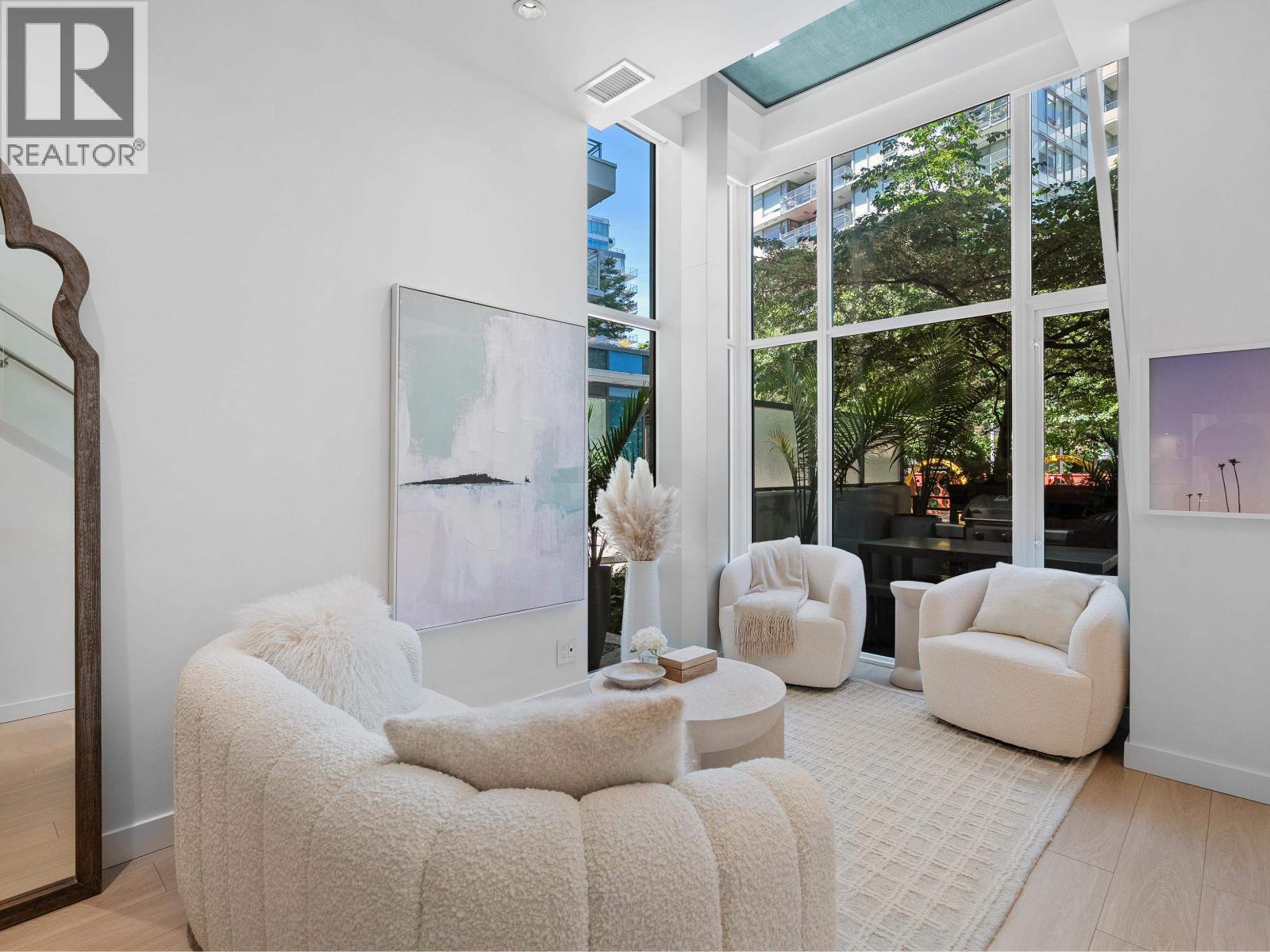 141 E 1ST AVENUE, Vancouver, British Columbia