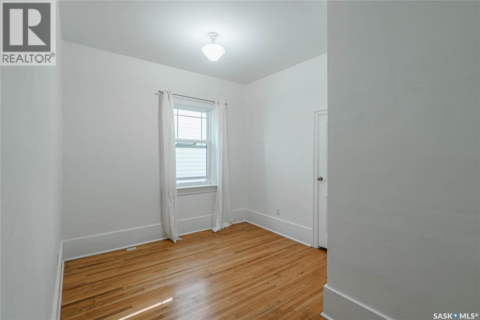 903 10th Street E, Saskatoon, Saskatchewan  S7H 0H6 - Photo 12 - SK044706