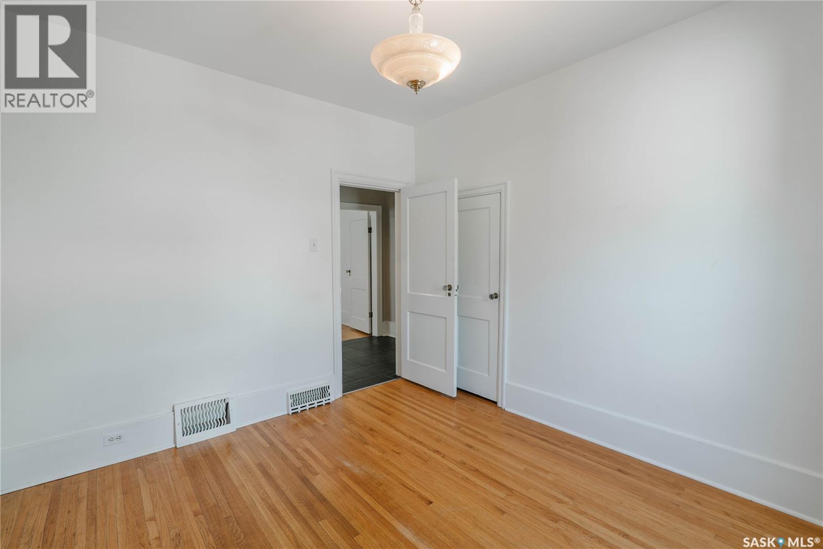 903 10th Street E, Saskatoon, Saskatchewan  S7H 0H6 - Photo 19 - SK044706