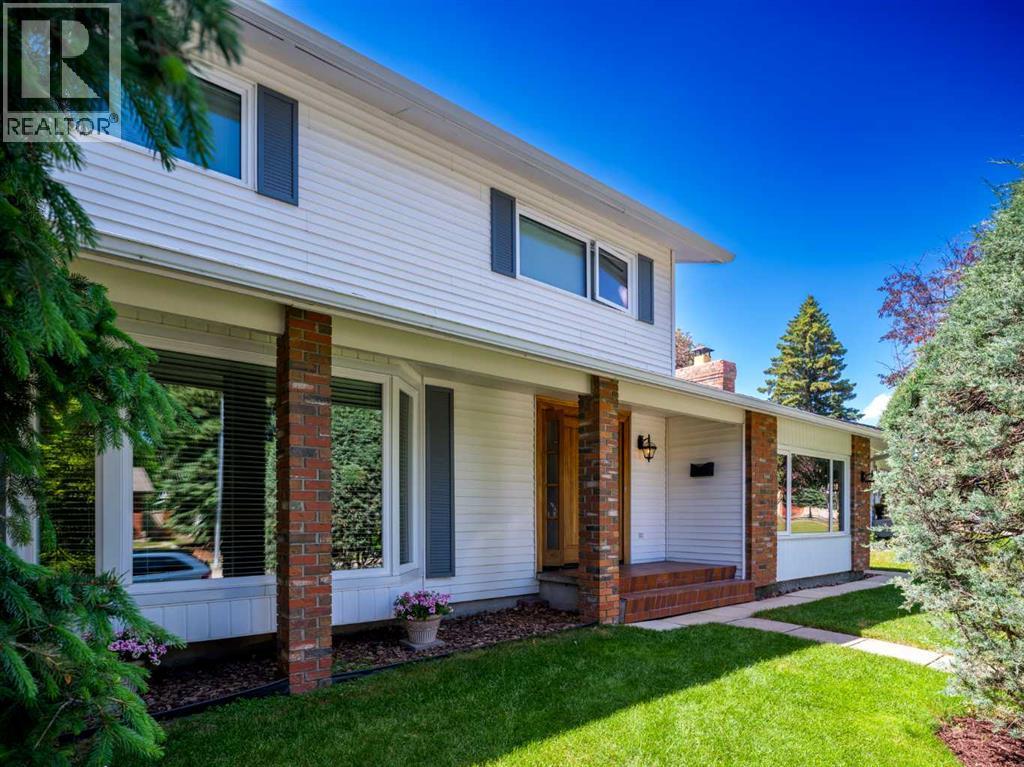 10723 Maplebend Drive SE, Calgary, Alberta  T2J 1X3 - Photo 3 - A2325046
