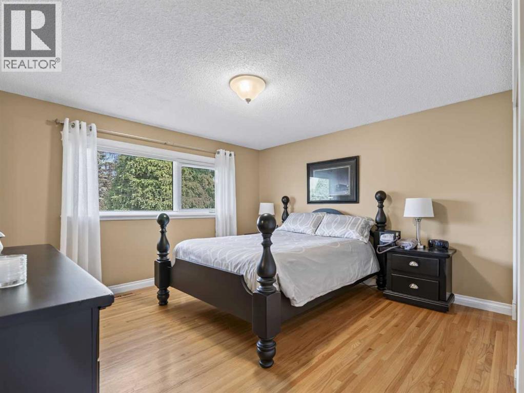 10723 Maplebend Drive SE, Calgary, Alberta  T2J 1X3 - Photo 29 - A2325046