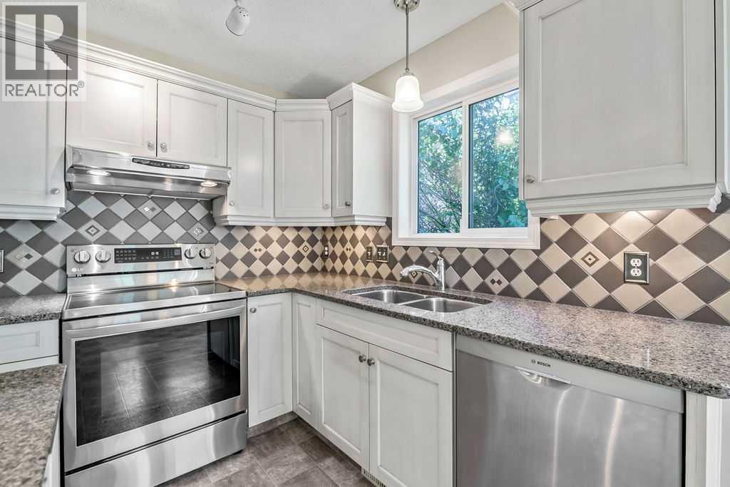58 Sierra Morena Green SW, Calgary, Alberta  T3H 3E5 - Photo 14 - A2334582