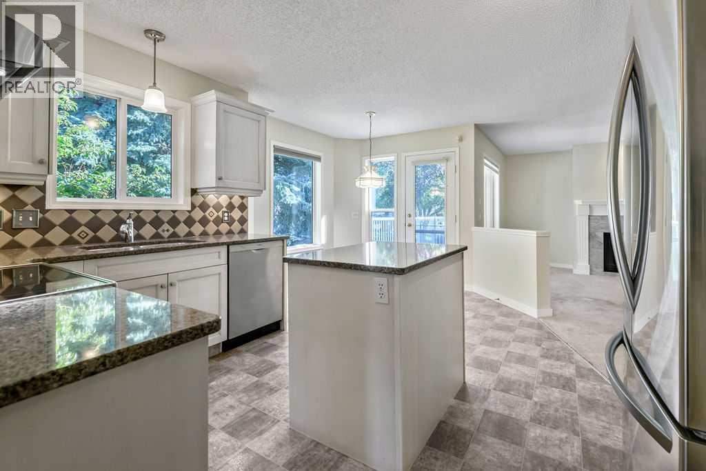 58 Sierra Morena Green SW, Calgary, Alberta  T3H 3E5 - Photo 10 - A2334582