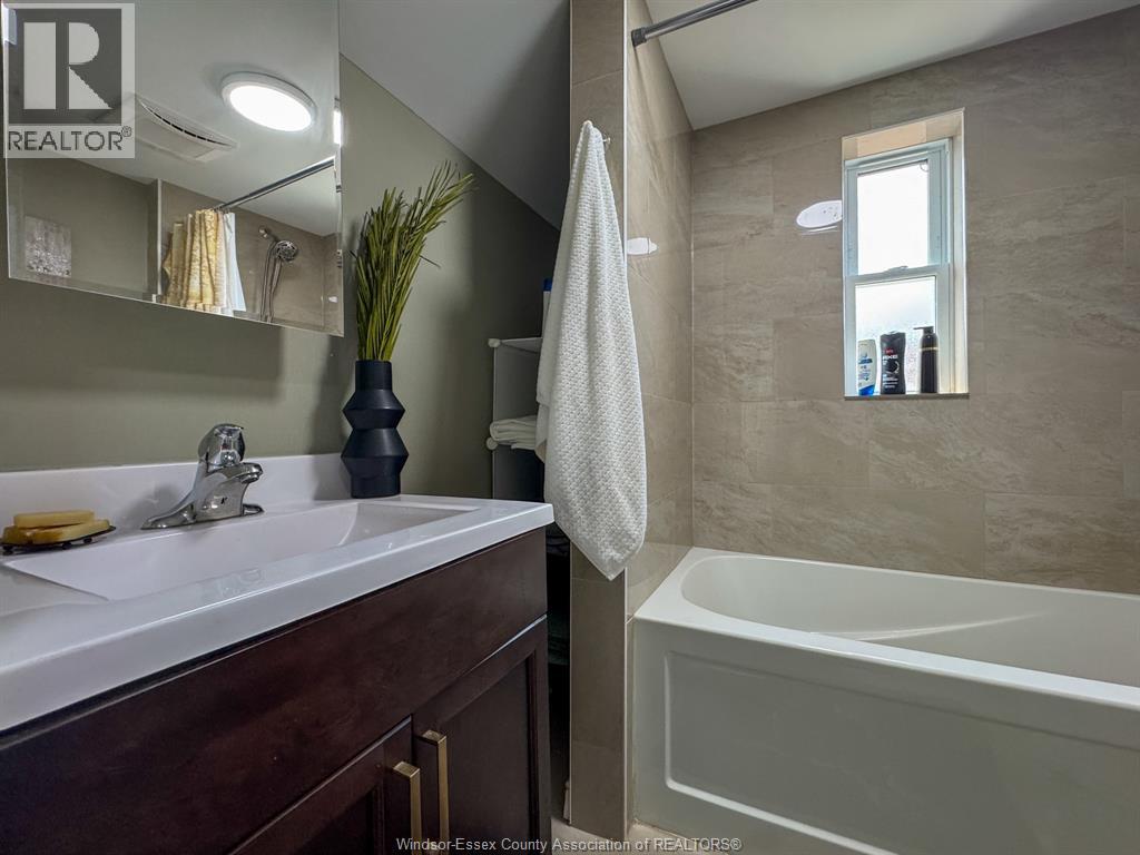 1720 Marentette Avenue, Windsor, Ontario N8X 4E6 - Photo 22 - 26019066