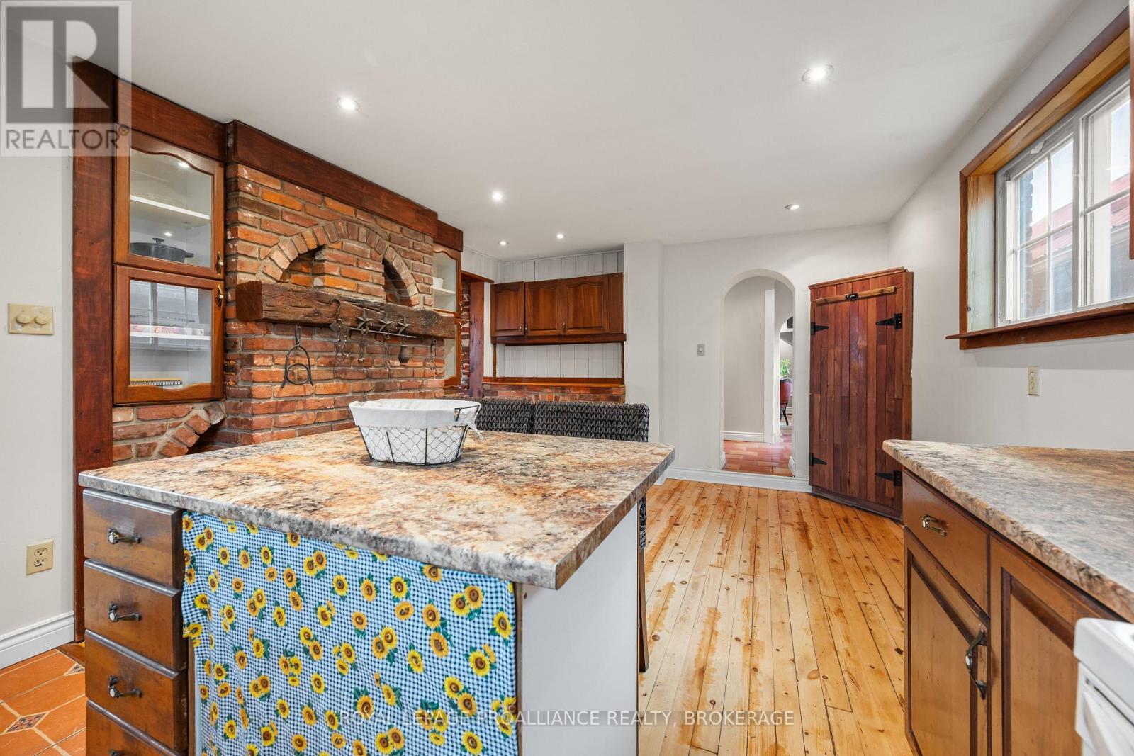 277 Brock Street, Gananoque, Ontario  K7G 1K5 - Photo 13 - X13645618