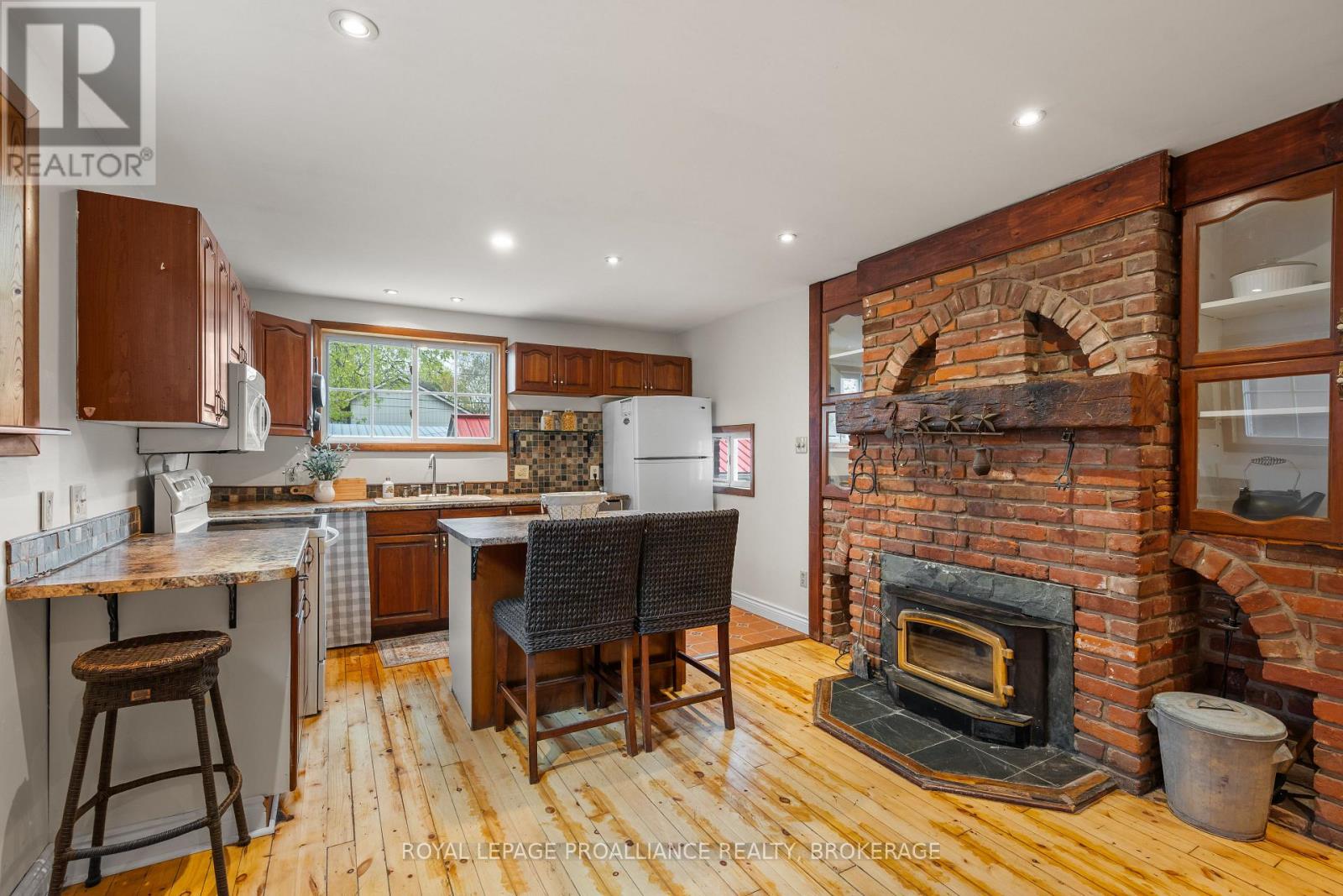 277 Brock Street, Gananoque, Ontario  K7G 1K5 - Photo 12 - X13645618