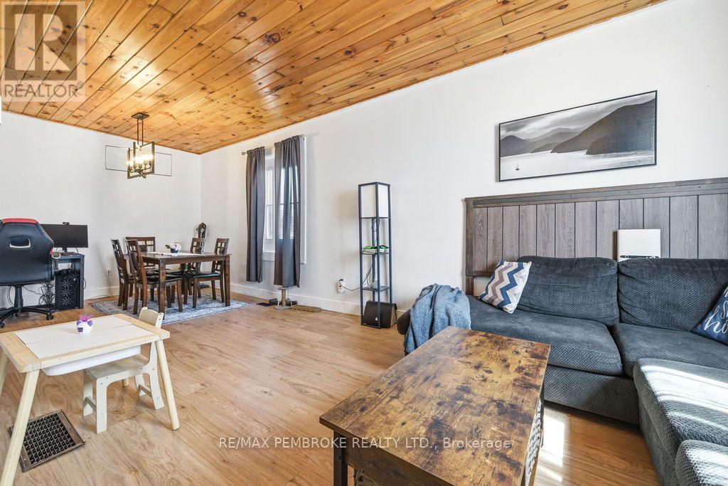 503 Miller Street, Pembroke, Ontario  K8A 5Z7 - Photo 5 - X13643446