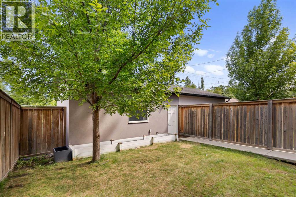124 25 Avenue NE, Calgary, Alberta  T2X 1X8 - Photo 3 - A2319906