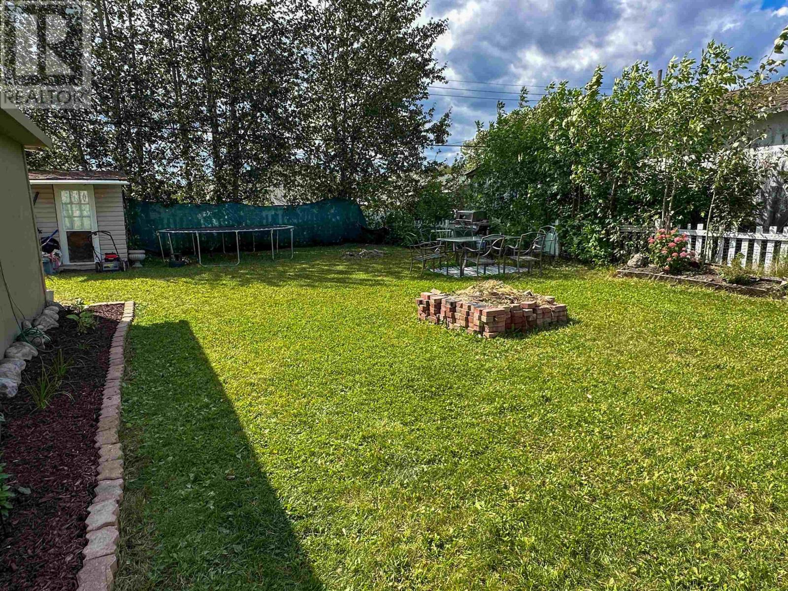 25 Sixth St, Balmertown, Ontario  P0V 1C0 - Photo 13 - TB2602261