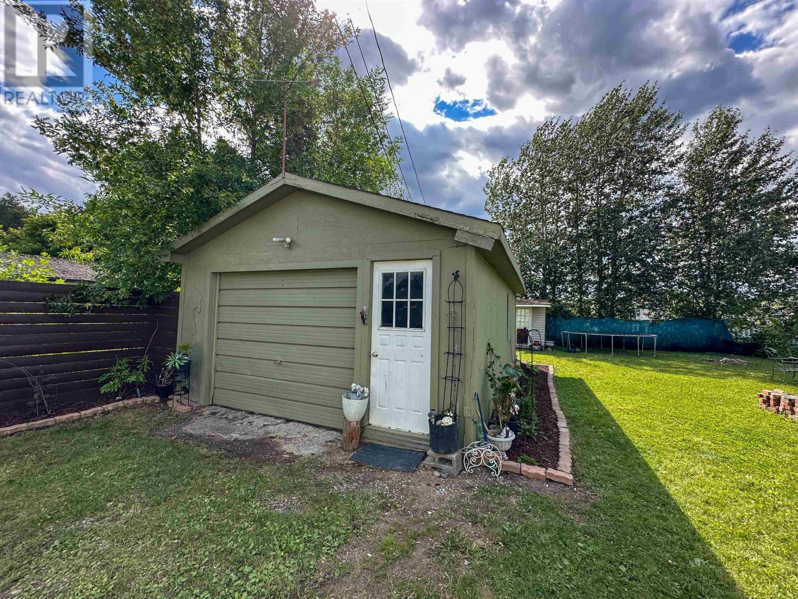 25 Sixth St, Balmertown, Ontario  P0V 1C0 - Photo 16 - TB2602261