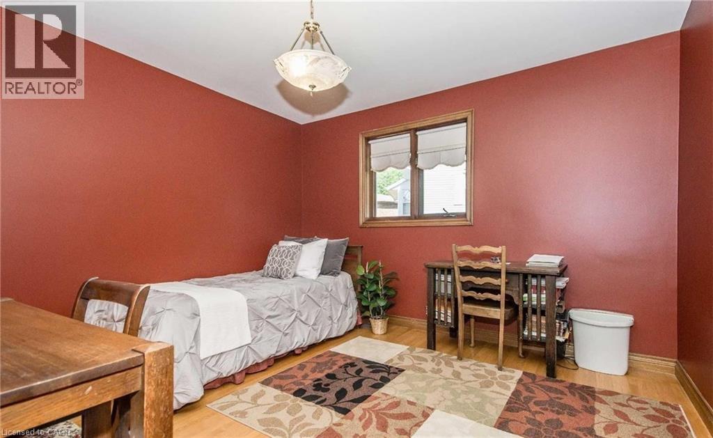 28 Walnut Drive, Guelph, Ontario  N1E 4B3 - Photo 17 - 40853700