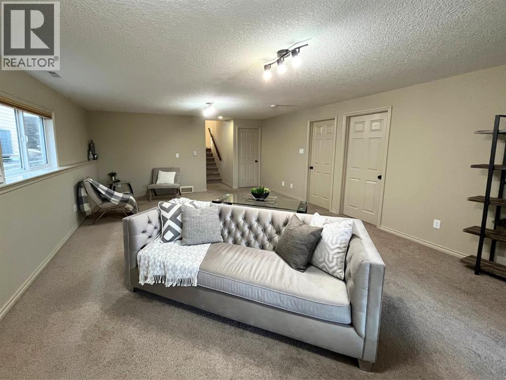 226 Gateway Manor S, Lethbridge, Alberta  T1K 5S1 - Photo 11 - A2329359