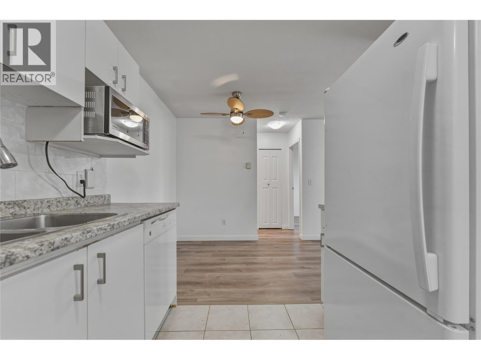 4305 Bellevue Drive Unit# 211, Vernon, British Columbia  V1T 9J2 - Photo 9 - 10387125