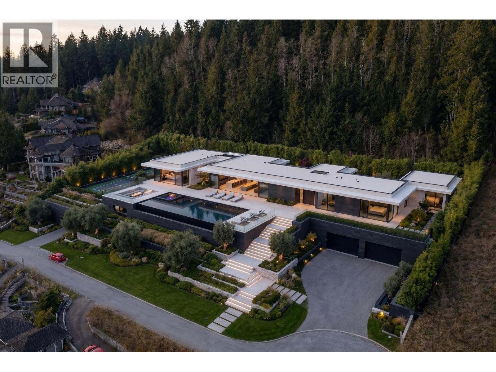 2345 Kadlec Court, West Vancouver, British Columbia  V7S 3K3 - Photo 38 - R3153303