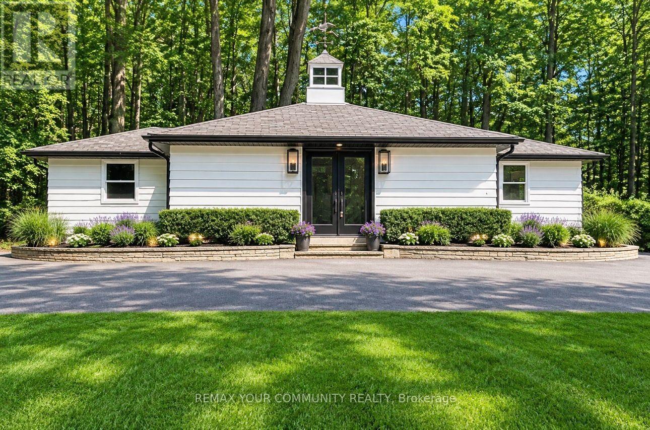 669 OLD BATHURST COACH HOUSE STREET, Newmarket, Ontario