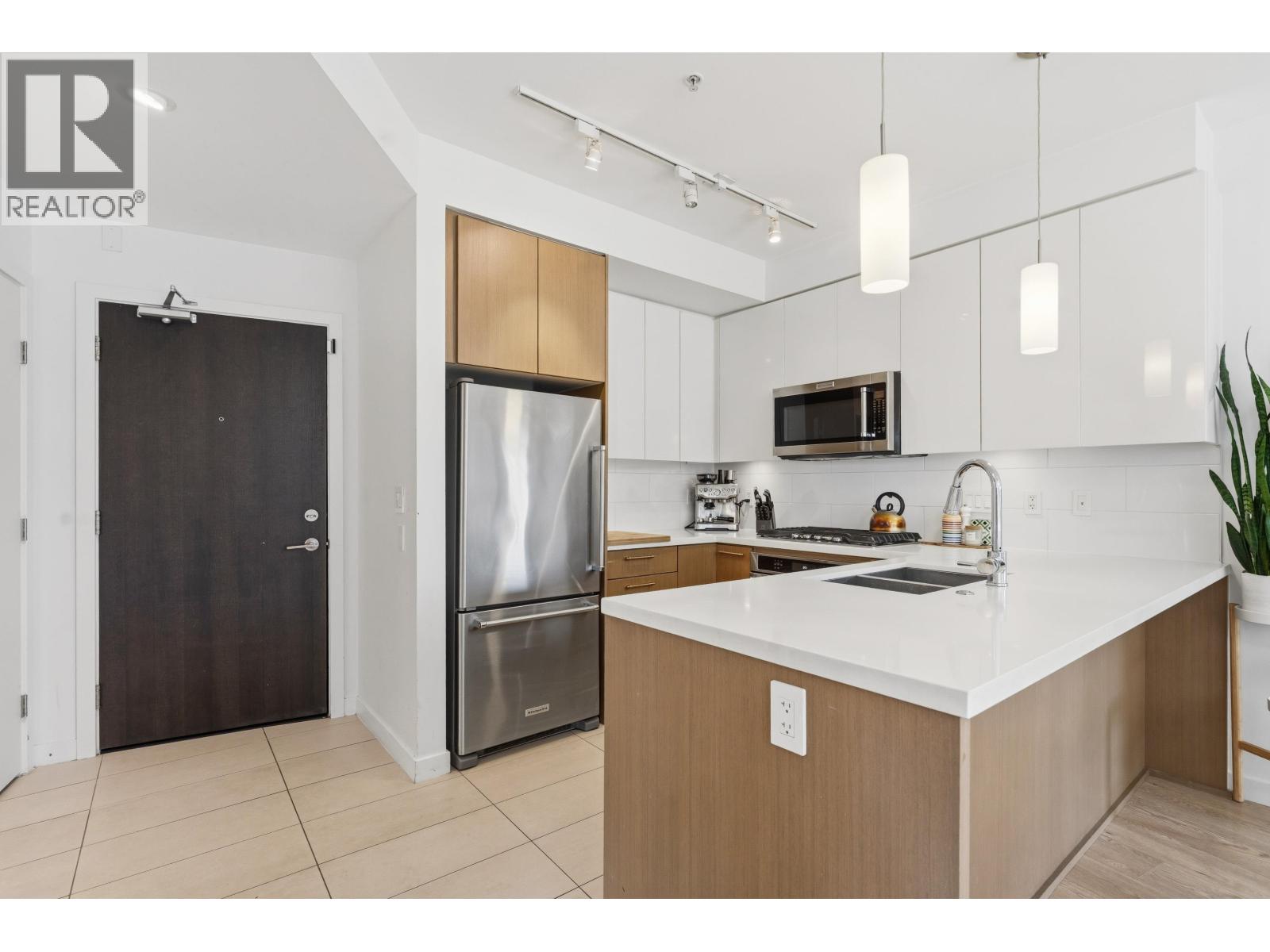 303 20 E Royal Avenue, New Westminster, British Columbia  V3L 0G9 - Photo 15 - R3153295