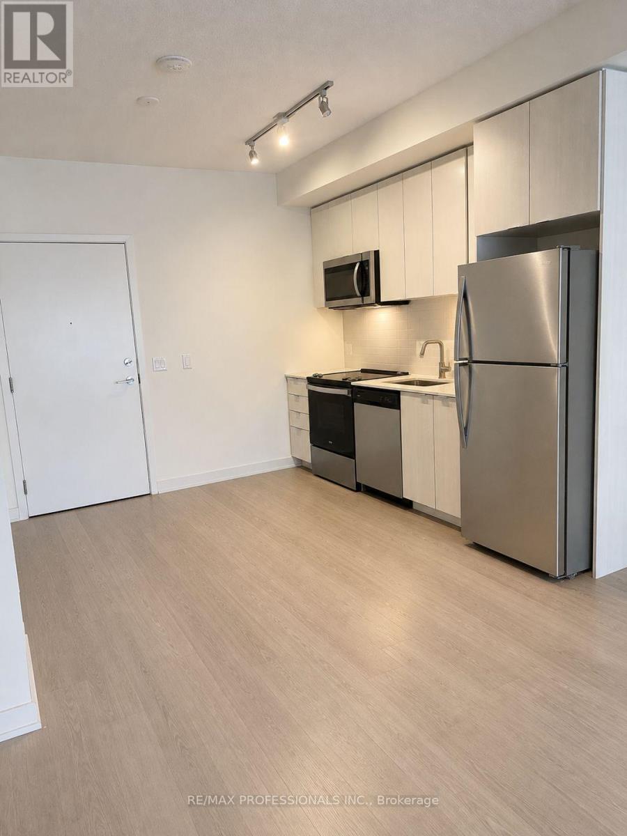 319 - 859 The Queensway, Toronto, Ontario  M8Z 1N8 - Photo 2 - W13644724