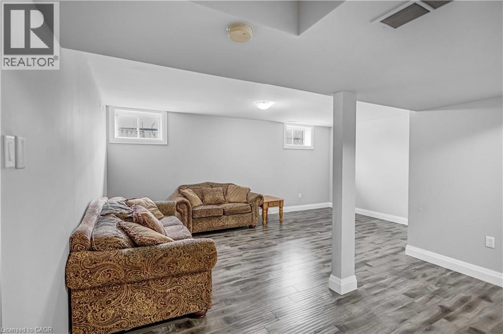 8 Brantdale Avenue, Hamilton, Ontario  L9C 1B7 - Photo 19 - 40853309