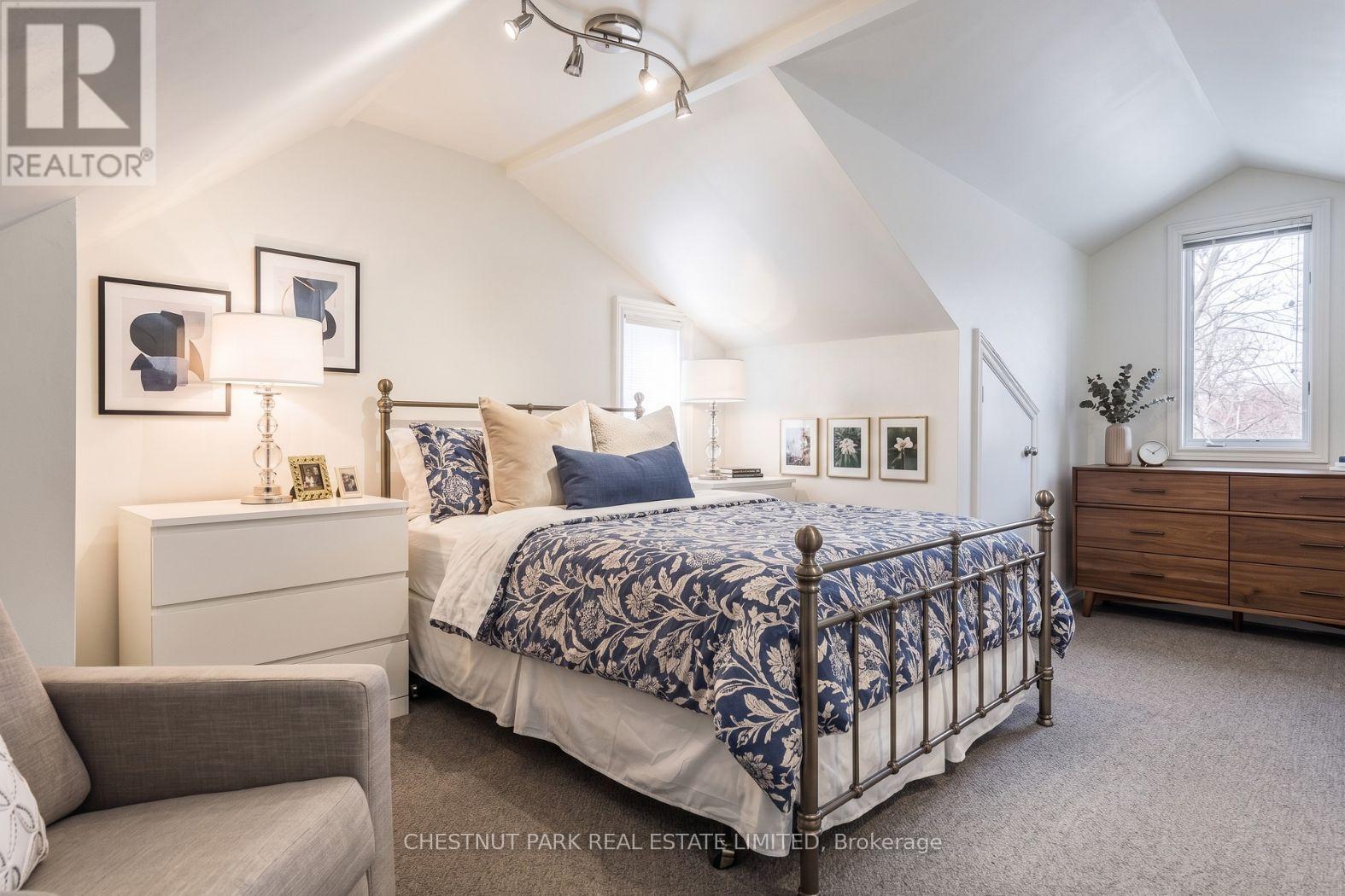 Upper - 340 Keewatin Avenue, Toronto, Ontario  M4P 2A5 - Photo 6 - C13645904