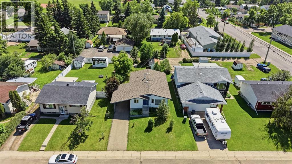 5017 61 Avenue Close, Ponoka, Alberta  T4J 1E7 - Photo 31 - A2327589