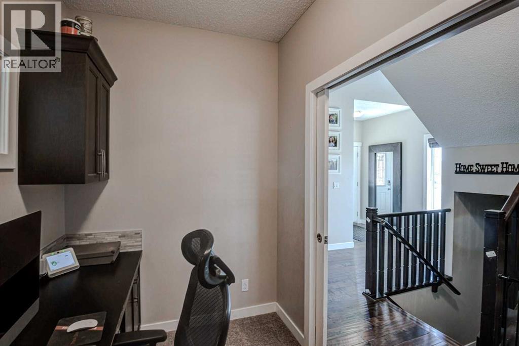29 Drake Landing Loop, Okotoks, Alberta  T1S 1H0 - Photo 7 - A2311520