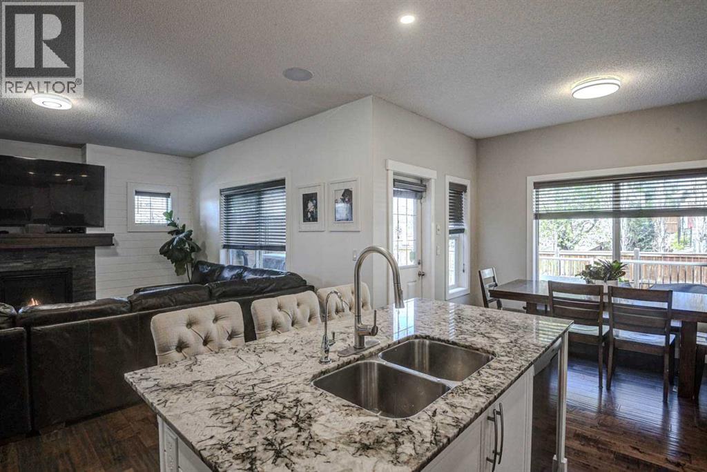 29 Drake Landing Loop, Okotoks, Alberta  T1S 1H0 - Photo 14 - A2311520