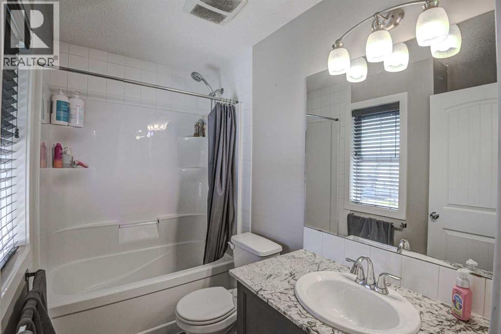29 Drake Landing Loop, Okotoks, Alberta  T1S 1H0 - Photo 24 - A2311520