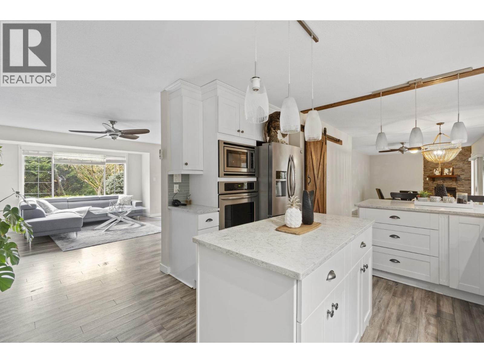12326 234 Street, Maple Ridge, British Columbia  V2X 0P7 - Photo 3 - R3153014