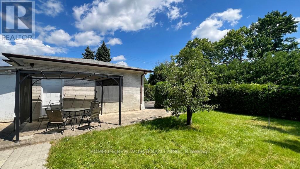 Main Floor - 93 Clark Avenue, Markham, Ontario  L3T 1S7 - Photo 15 - N13645880