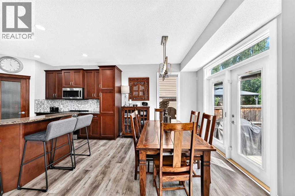 144 Pantego Close NW, Calgary, Alberta  T3K 0K2 - Photo 14 - A2329104