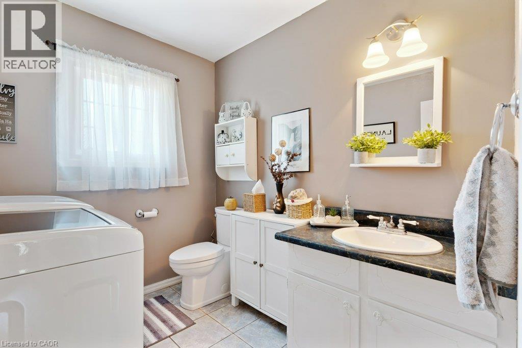 236 Winston Boulevard, Cambridge, Ontario  N3C 1M5 - Photo 7 - 40845496