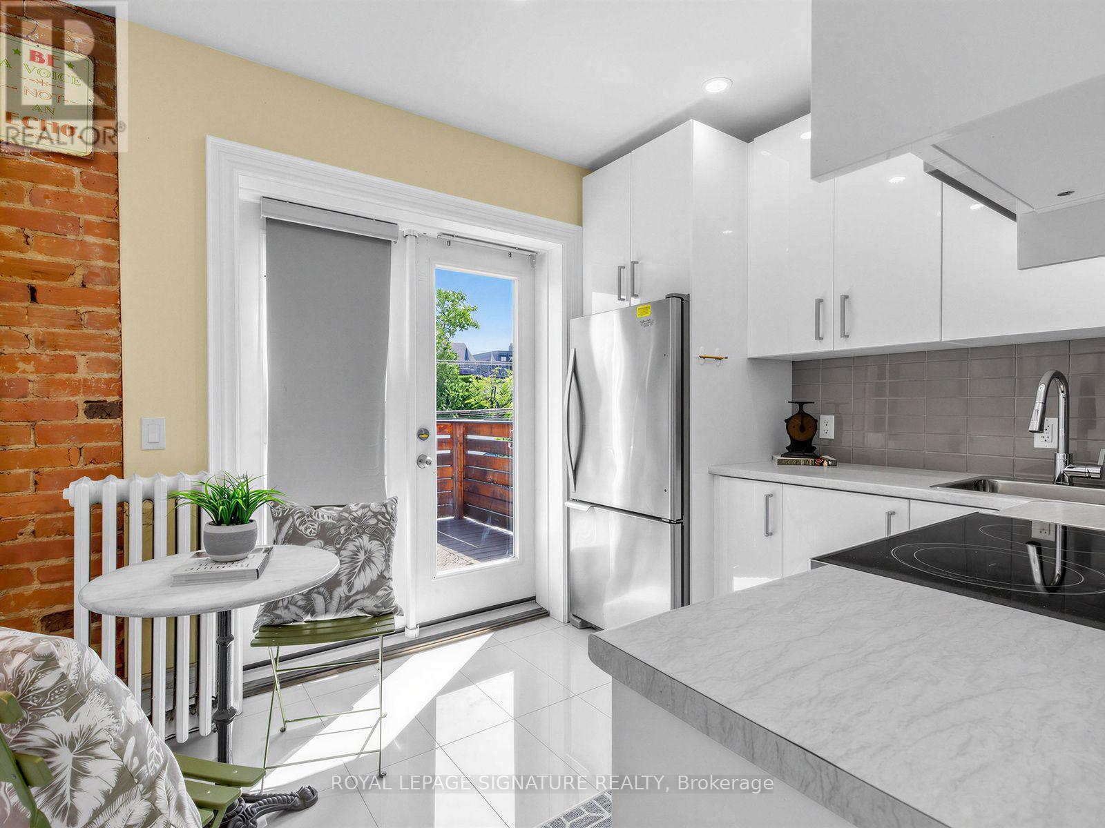 395 Shaw Street, Toronto, Ontario  M6J 2X4 - Photo 14 - C13645456