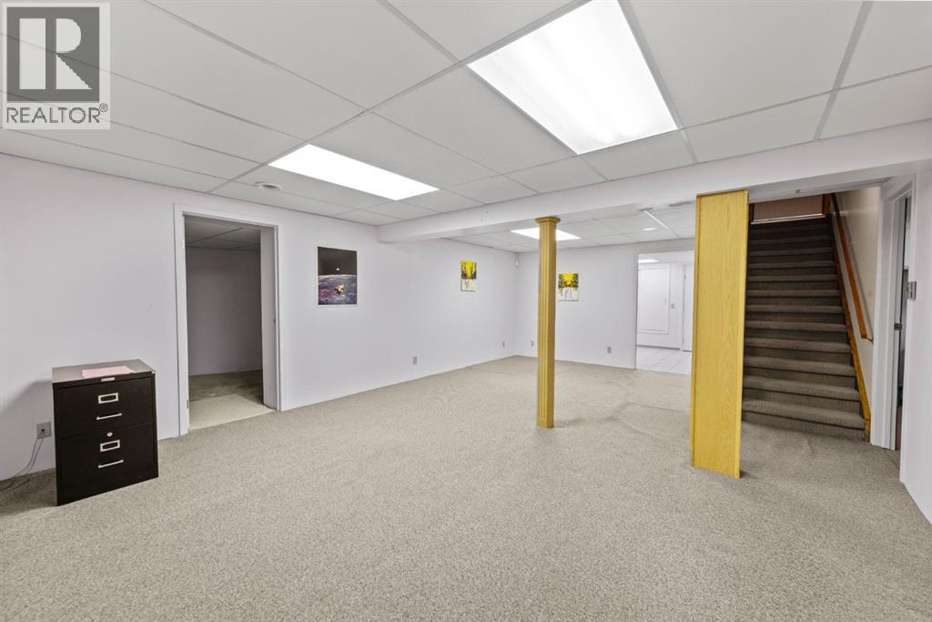 203 Silver Valley Boulevard NW, Calgary, Alberta  T3B 4B7 - Photo 37 - A2333835